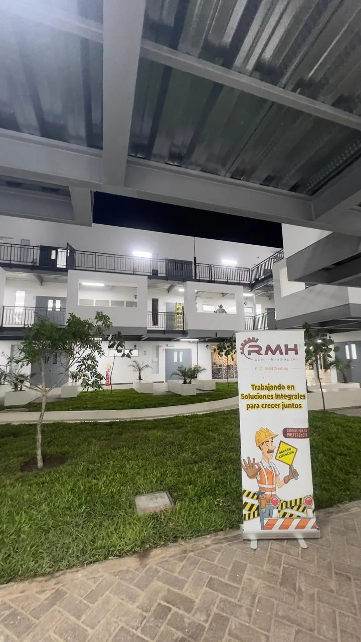 Implementación y cerramiento de drywall · fotografía 9