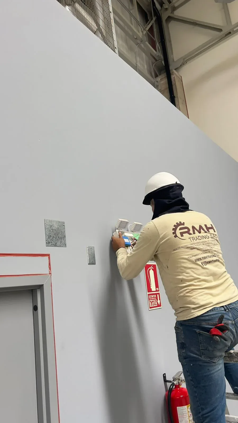 Registro fotográfico de Barandas y pintado de líneas de tránsito
