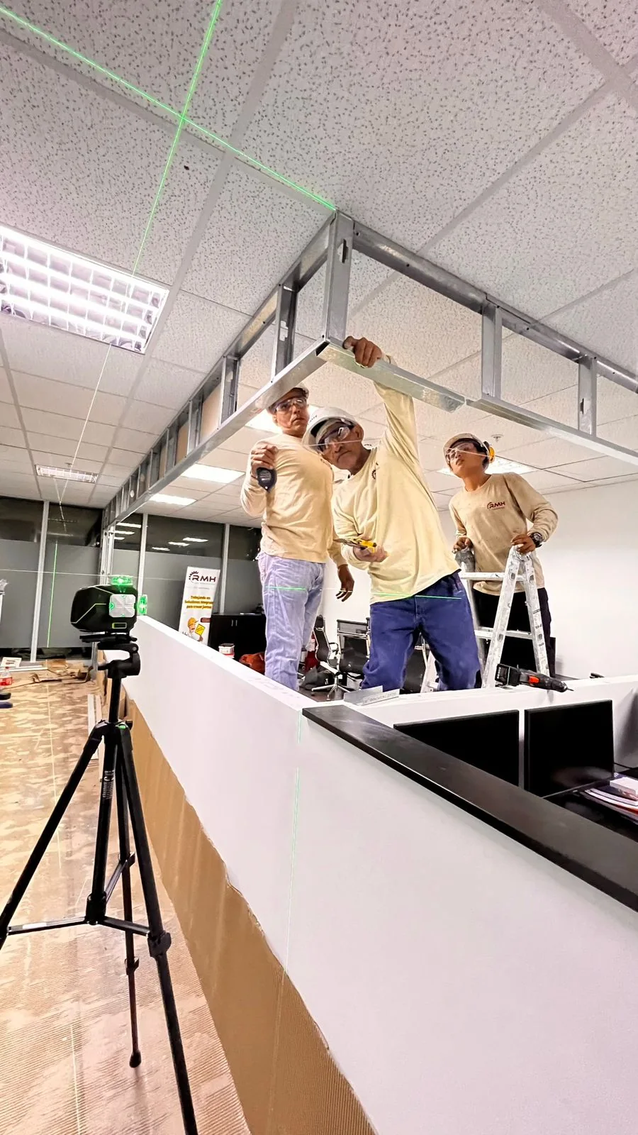 Adecuación de oficinas de Latino Cargo · fotografía 10
