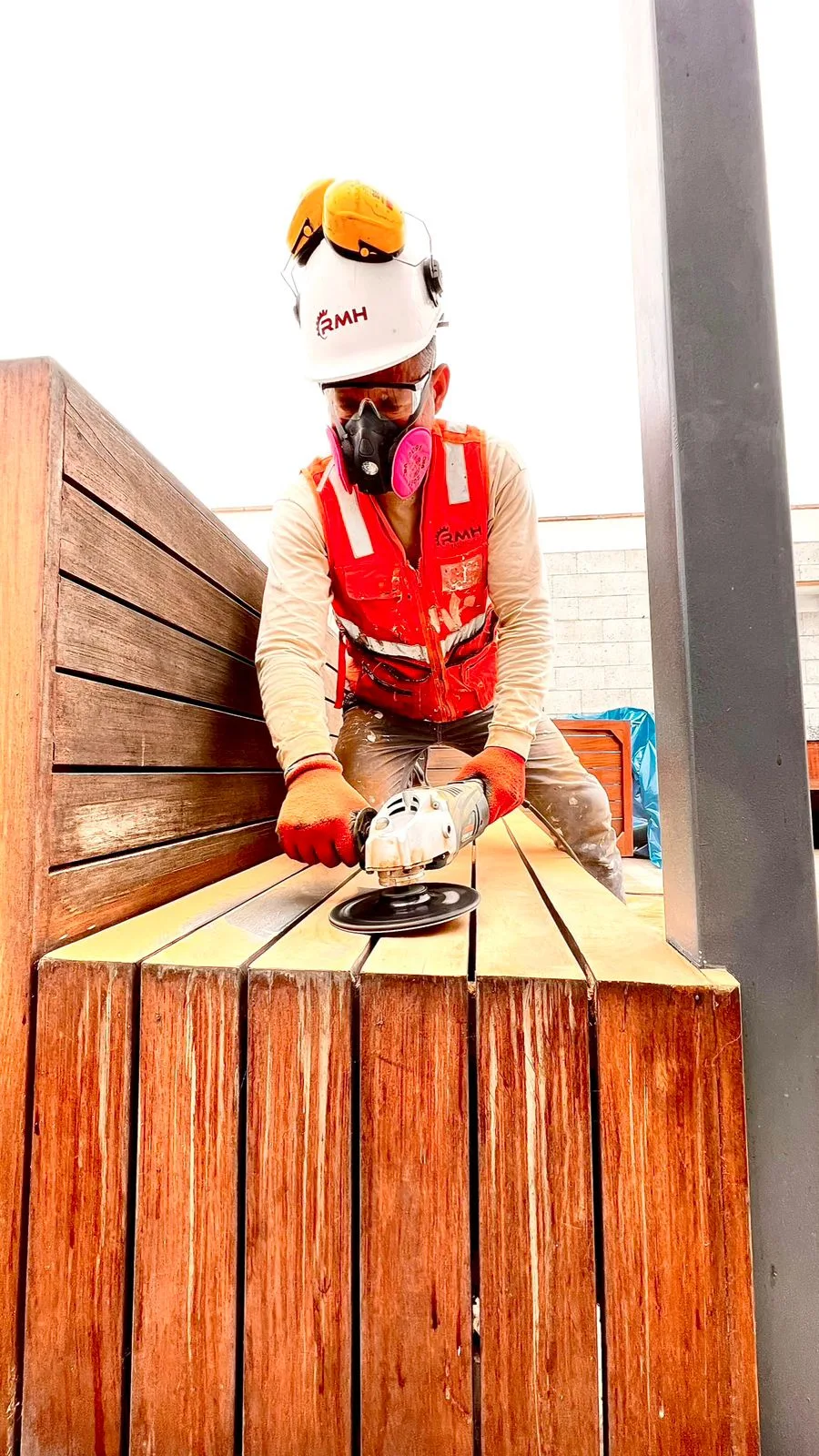 Tratamiento de madera en penthouse de San Isidro · fotografía 4