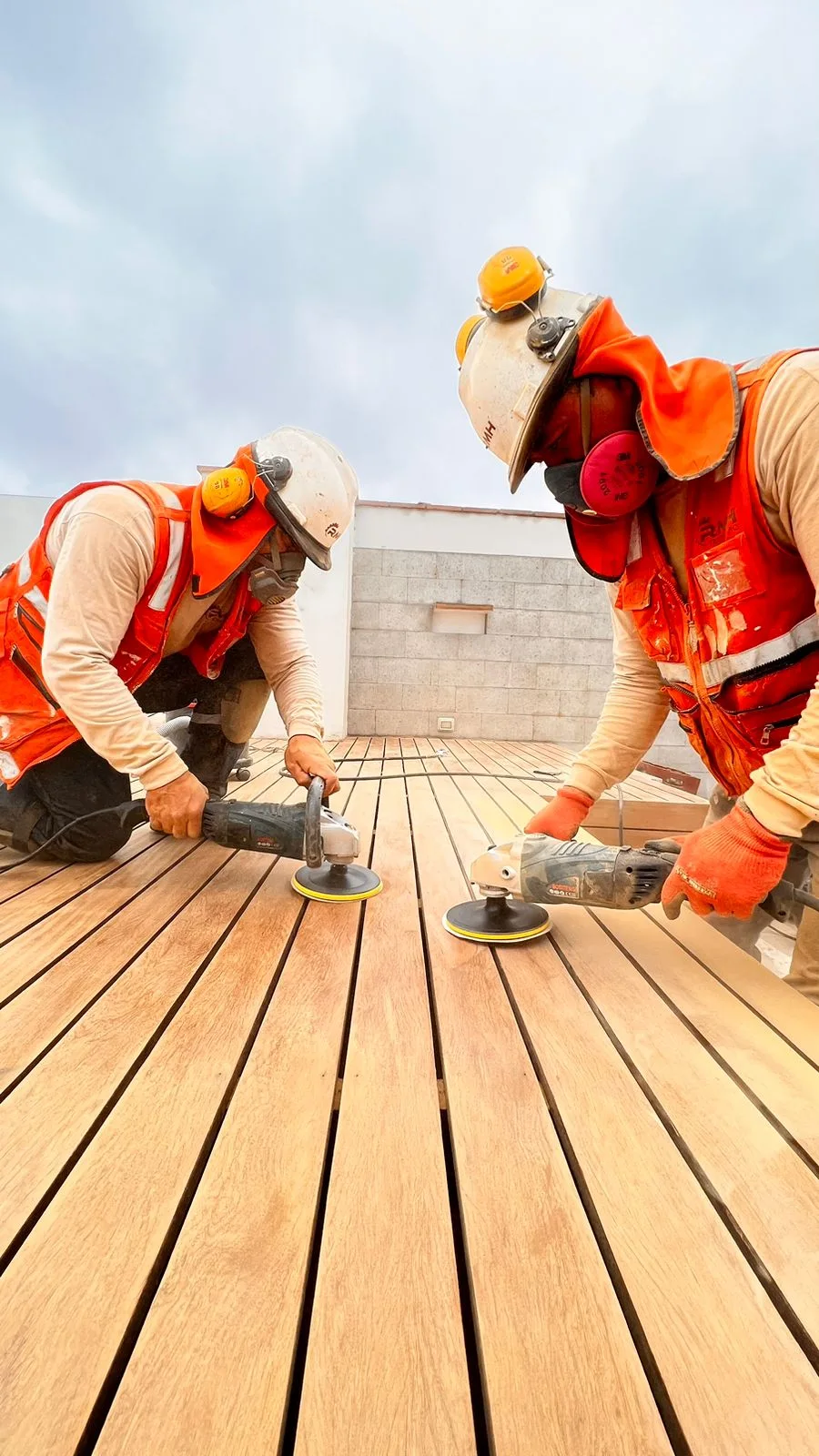 Tratamiento de madera en penthouse de San Isidro · fotografía 9