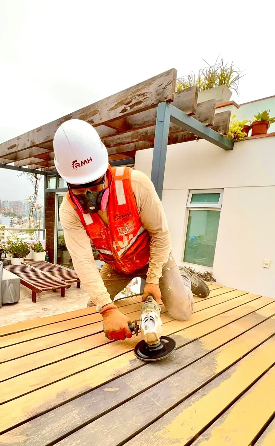 Imagen de trabajos de RMH Trading relacionados con Tratamiento integral de madera